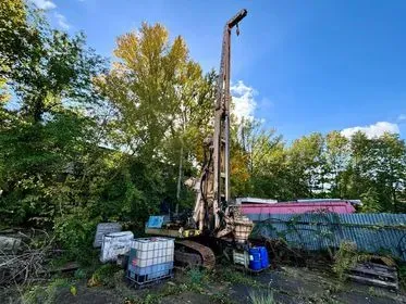 Vrtná souprava Bauer BG 7 (6)