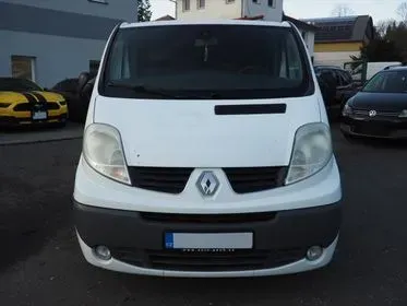 Renault Trafic kombi / 2011 / 300 000 km (2)
