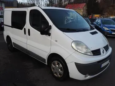 Renault Trafic kombi / 2011 / 300 000 km (3)