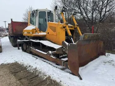 LIEBHERR PR 724 XL / 2011 / 17 400 m/h (1)