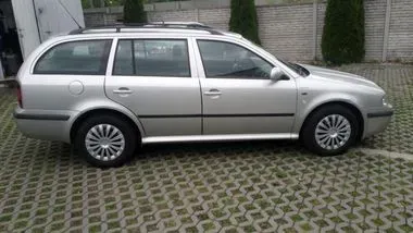Škoda OCTAVIA TDI / 2001 / 338 000 km (4)