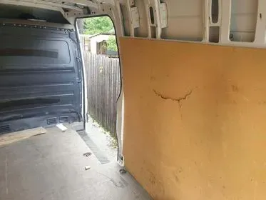 VOLKSWAGEN CRAFTER 2EKE2 / 2011 / 183 000 km (11)