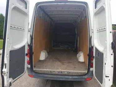 VOLKSWAGEN CRAFTER 2EKE2 / 2011 / 183 000 km (9)