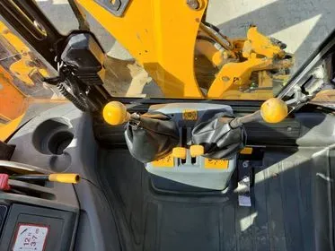 JCB 3CX backhoe loader/ 1997/19764 motohours  (11)