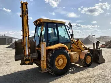 JCB 3CX backhoe loader/ 1997/19764 motohours  (3)