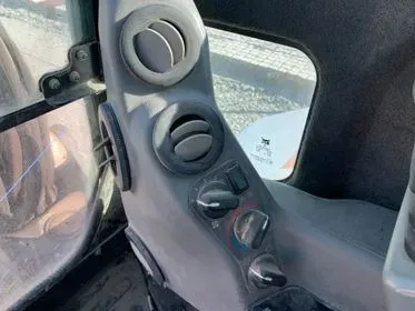 Bobcat E 50/ 2013/ 8352 Motohours/ mini excavator  (16)