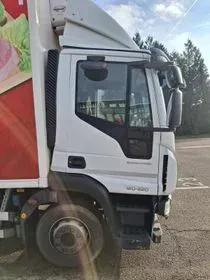 Iveco 120 E / 2023 / 76 000 km (4)