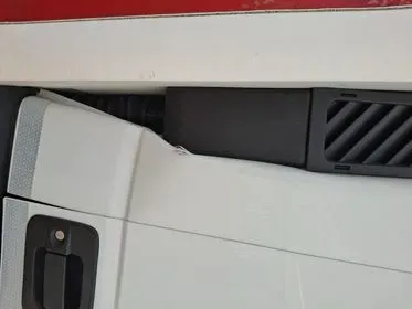 Iveco 120 E / 2023 / 76 000 km (24)