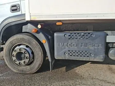 Iveco 120 E / 2023 / 76 000 km (12)