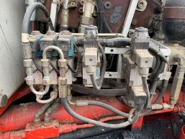 O&K MH 2.8 D/ 1995/ 9.8 T/ 4159 hours/ wheel excavator (67)