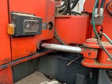 O&K MH 2.8 D/ 1995/ 9.8 T/ 4159 hours/ wheel excavator (70)