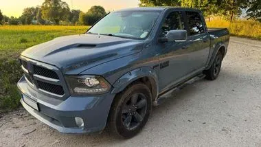 RAM 1500 / 2015 / 184 000 km (1)