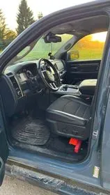 RAM 1500 / 2015 / 184 000 km (5)