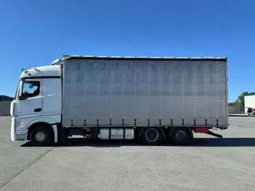 Mercedes-Benz ACTROS 2551 / 2018 / 657 700 km (6)