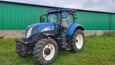 New Holland T6050 / 2012 / 13 300 m/h (1)