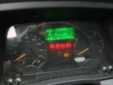 FUSO CANTER 6S15 / 2014 / 177 312 km (10)