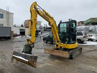 Komatsu PC 35MR- 5/ 2020/ 897mth/ crawler mini excavator (2)