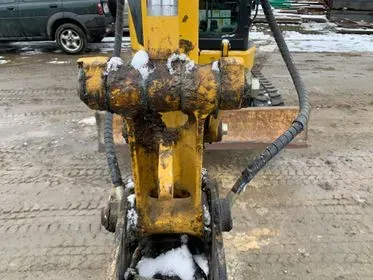 Komatsu PC 35MR- 5/ 2020/ 897mth/ crawler mini excavator (28)