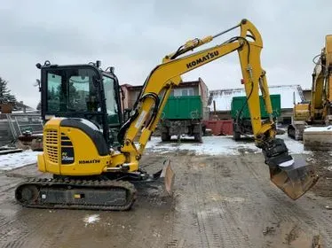 Komatsu PC 35MR- 5/ 2020/ 897mth/ crawler mini excavator (6)