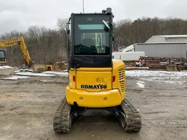 Komatsu PC 35MR- 5/ 2020/ 897mth/ crawler mini excavator (8)