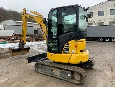 Komatsu PC 35MR- 5/ 2020/ 897mth/ crawler mini excavator (9)