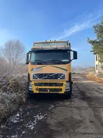 Volvo FH12 64R 500 / 2002 / 949 300 km (2)