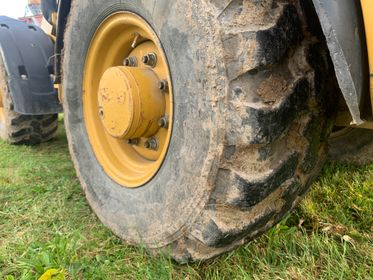 CAT 906 H/ 2008/ 15716 km (18)