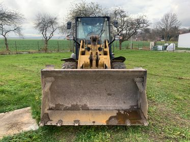 CAT 906 H/ 2008/ 15716 km (2)