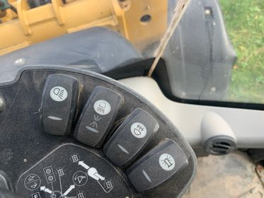 CAT 906 H/ 2008/ 15716 km (36)