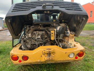 CAT 906 H/ 2008/ 15716 km (42)