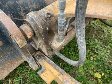 CAT 906 H/ 2008/ 15716 km (49)