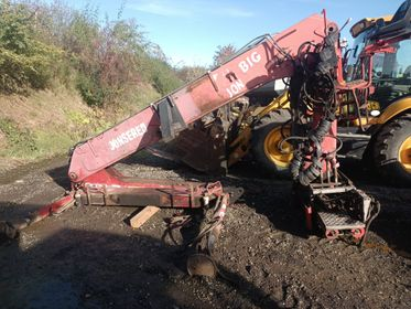 JONSERED BIG JON 2490 (2)