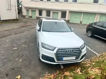 Audi Q7 / 2018 / 200 000 km (1)