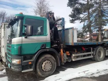 Scania 94d 220 / 1999 / 374 325 km (1)
