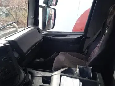 Scania 94d 220 / 1999 / 374 325 km (11)