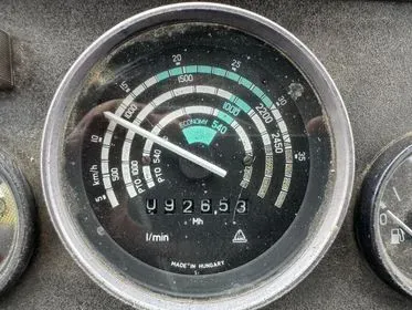 ZETOR  7745/ 1989 / 927 m/h (13)