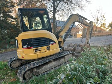 CAT 305 C (5)