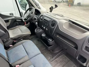 Renault Master / 2016 / 396 000 km (13)