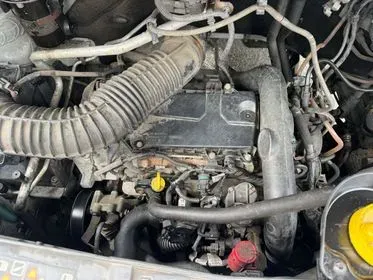 Renault Master / 2016 / 396 000 km (8)