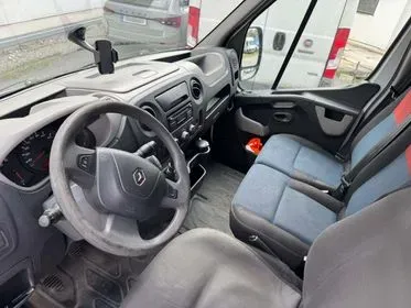 Renault Master / 2016 / 396 000 km (11)