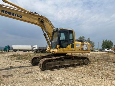 KOMATSU PC240 NLC 8 (1)