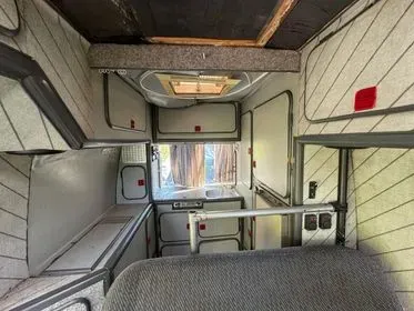 Renault Trafic T4X / 1983 /  262 147 km (22)