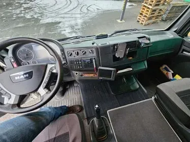 MAN TGL 8.180 / 2013 / 446 231 km (11)