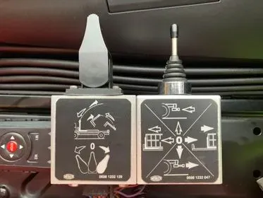 Mercedes Benz Actros 2542L/ 2016/ 6x2 (75)