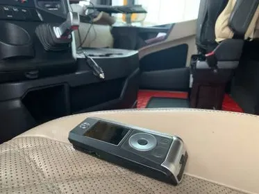 Mercedes Benz Actros 2542L/ 2016/ 6x2 (74)