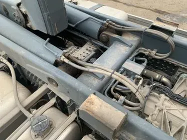 Mercedes Benz Actros 2542L/ 2016/ 6x2 (20)