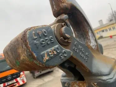 Mercedes Benz Actros 2542L/ 2016/ 6x2 (21)