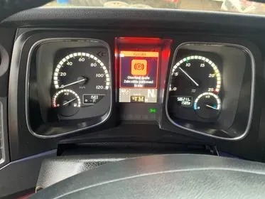 Mercedes Benz Actros 2542L/ 2016/ 6x2 (52)