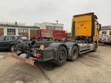 Mercedes Benz Actros 2542L/ 2016/ 6x2 (5)