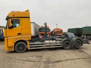 Mercedes Benz Actros 2542L/ 2016/ 6x2 (7)